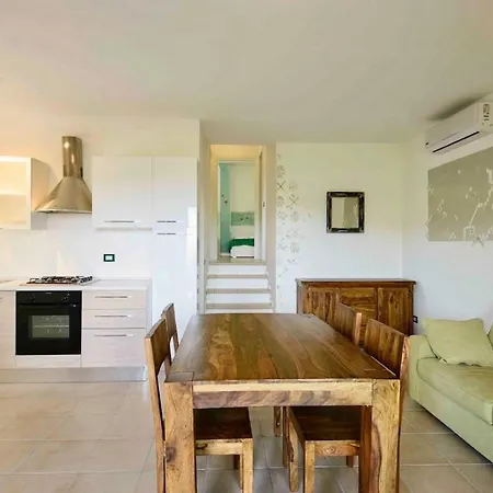 Isa-residence With Swimming-pool Just 4 Km From Baja Sardinia, With Outdoor Private Space And Air Conditioning Cala Bitta