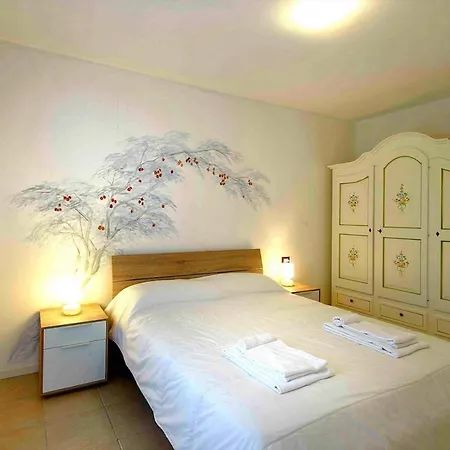 Isa-residence With Swimming-pool Just 4 Km From Baja Sardinia, With Outdoor Private Space And Air Conditioning *