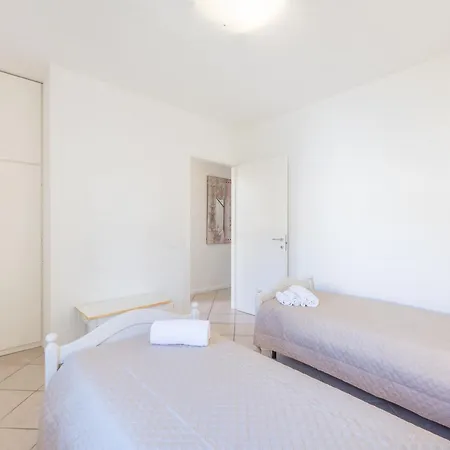 Aparthotel Isa-residence Ea Bianca 3*