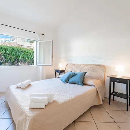 Aparthotel Isa-residence Ea Bianca Cala Bitta