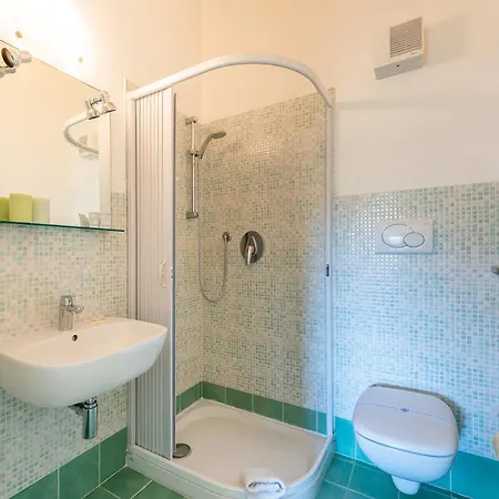 Isa-residence Ea Bianca Aparthotel 3*